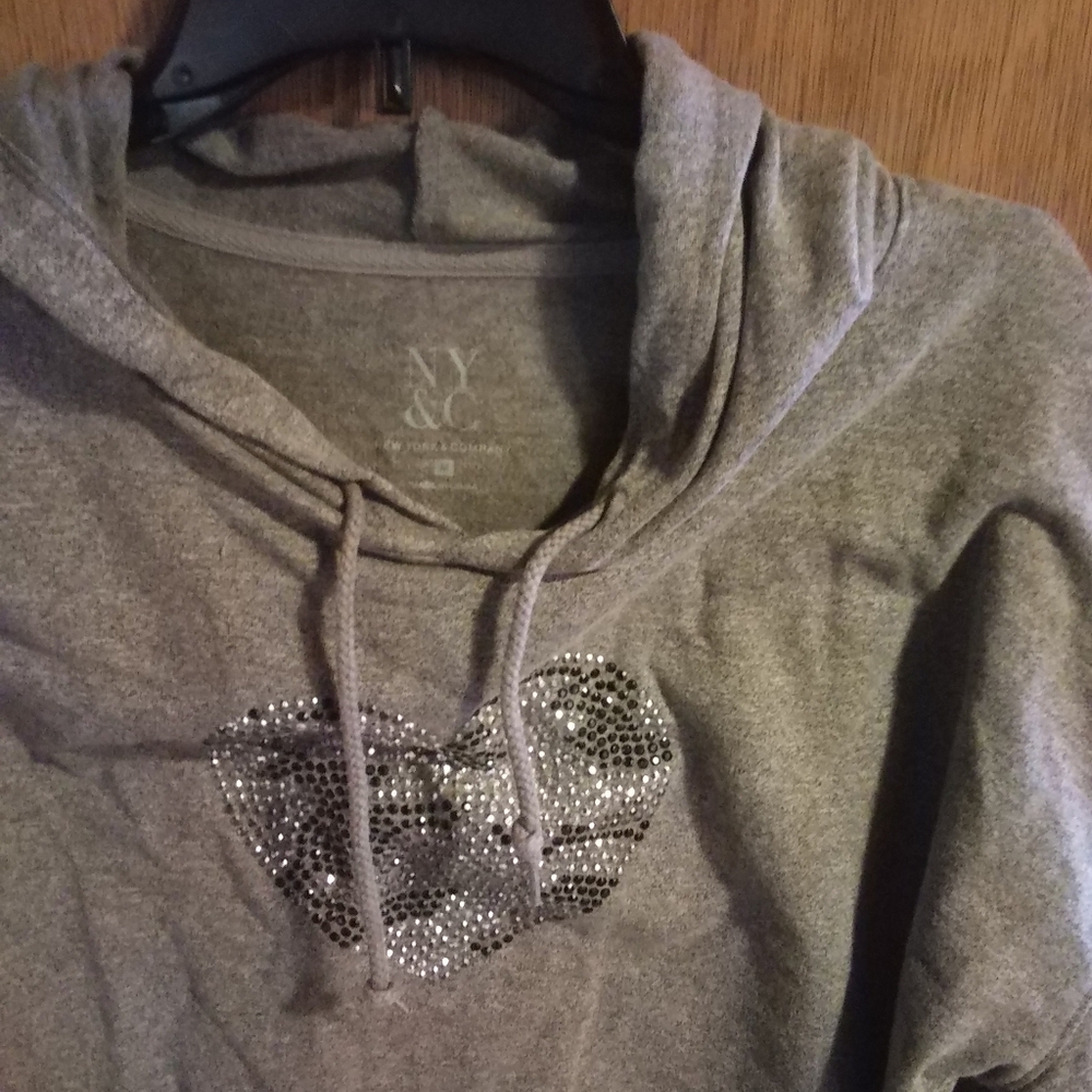 NYCO lightweight hoodie